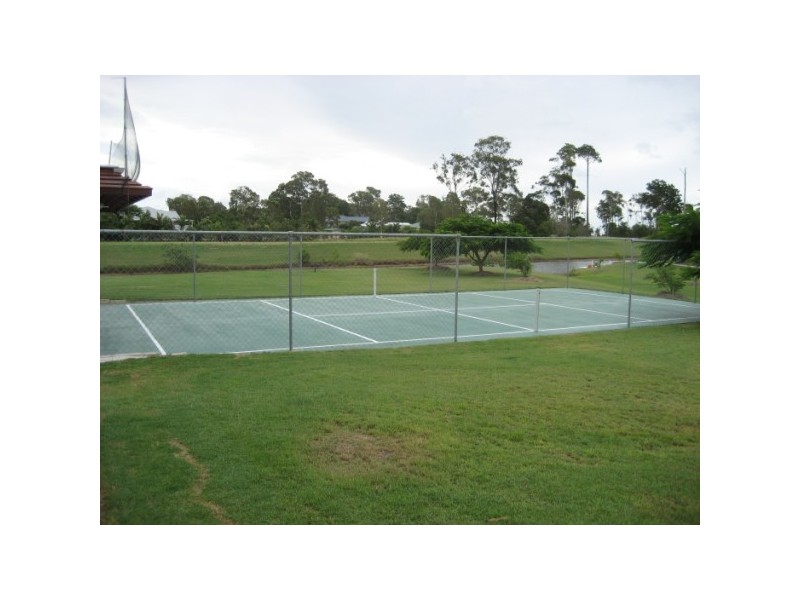 33 Ocean Park Drive, Dundowran Beach QLD 4655