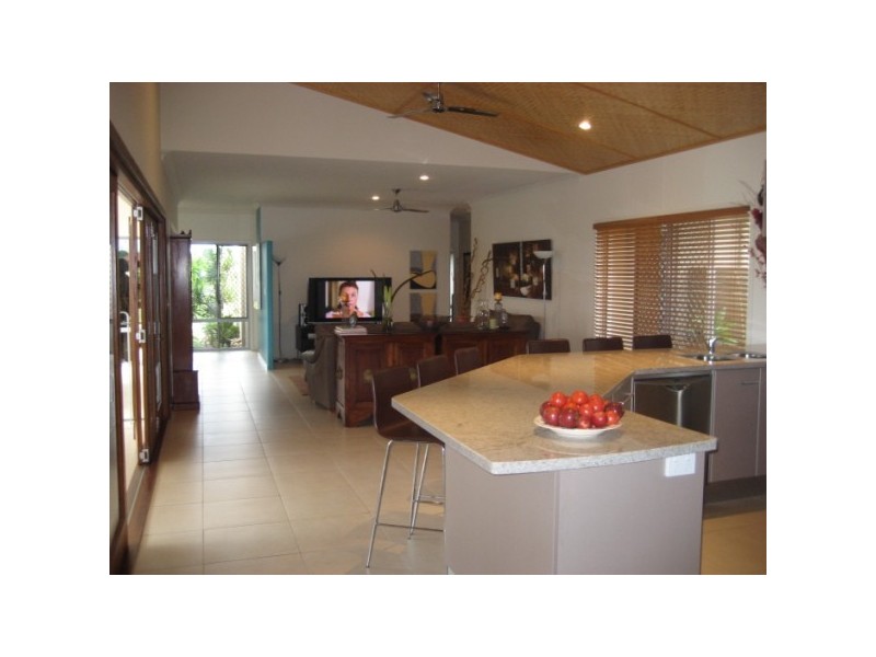 33 Ocean Park Drive, Dundowran Beach QLD 4655