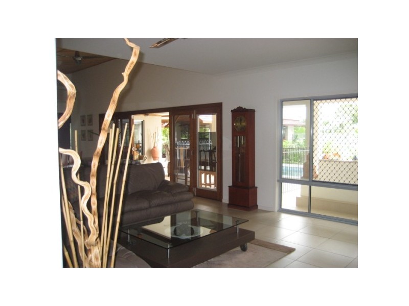 33 Ocean Park Drive, Dundowran Beach QLD 4655