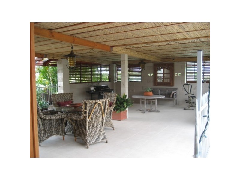 33 Ocean Park Drive, Dundowran Beach QLD 4655