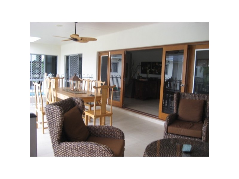 33 Ocean Park Drive, Dundowran Beach QLD 4655