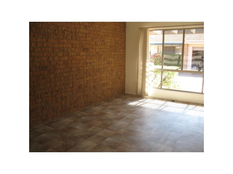 Unit 3 7-9 Cypress Street, Torquay QLD 4655