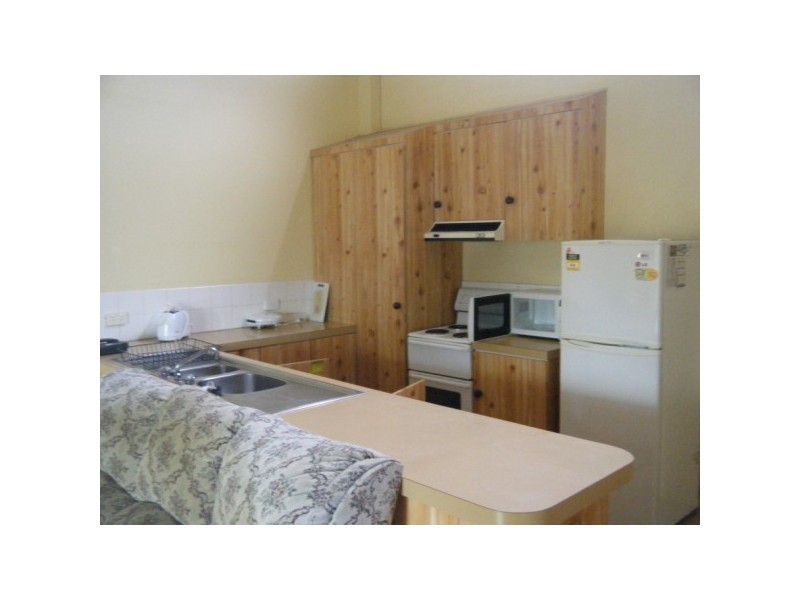 Unit 6  32 Cypress Street, Torquay QLD 4655