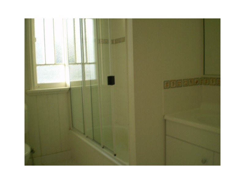 43 Shell Street, Urangan QLD 4655