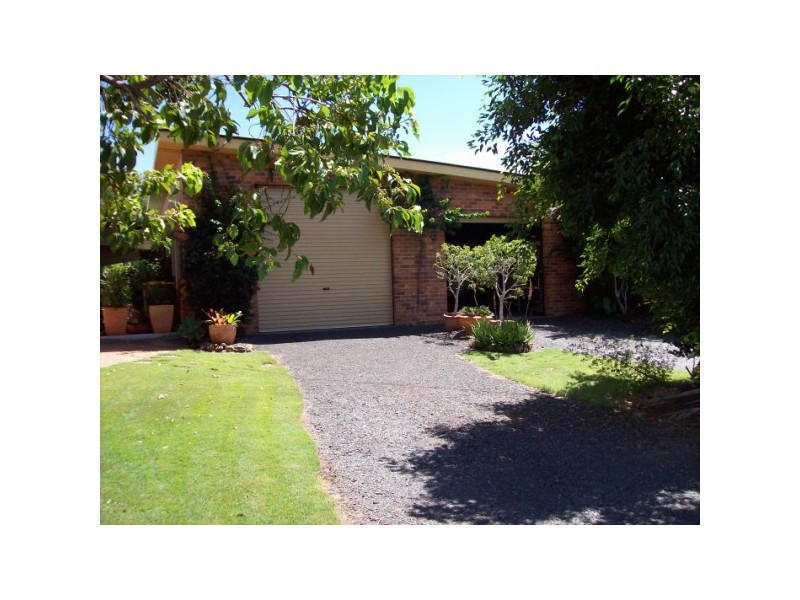 44 Spence Street, Point Vernon QLD 4655