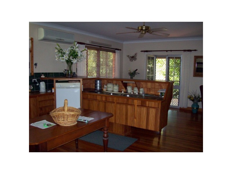 44 Spence Street, Point Vernon QLD 4655