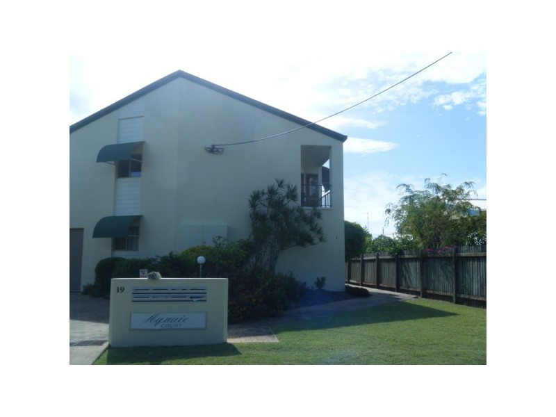 Unit 3 19 Hervey Street, Scarness QLD 4655