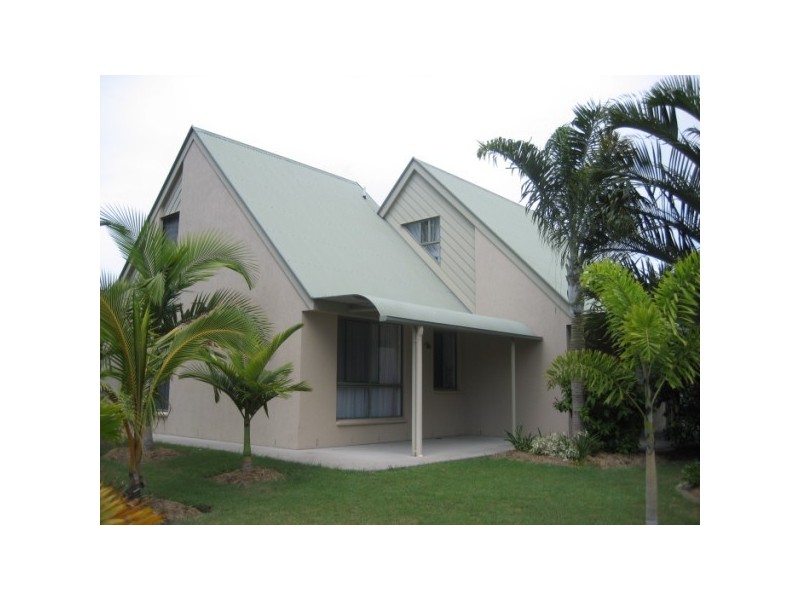 1 Whimbrel Grove, Eli Waters QLD 4655