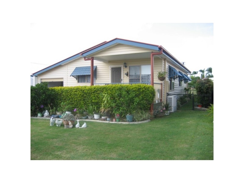 79 Dolphin Avenue, Pialba QLD 4655