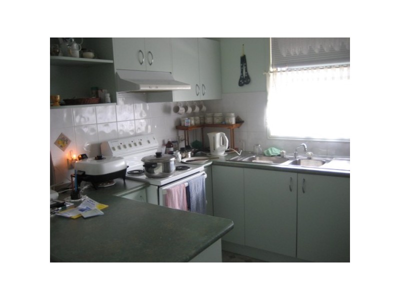 79 Dolphin Avenue, Pialba QLD 4655