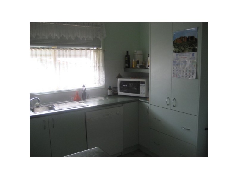 79 Dolphin Avenue, Pialba QLD 4655