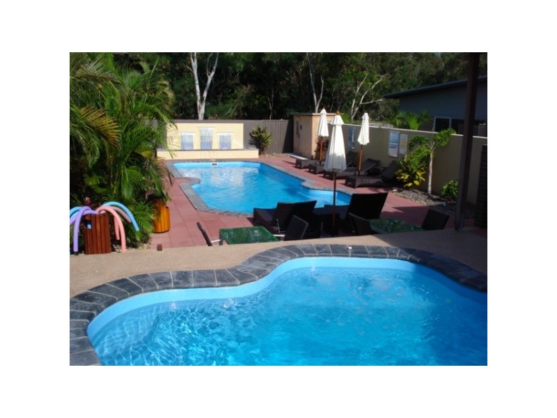 136 Pulgul Street, Urangan QLD 4655