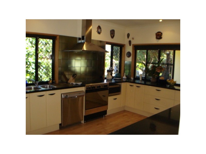 26 Meadow Drive, Dundowran Beach QLD 4655