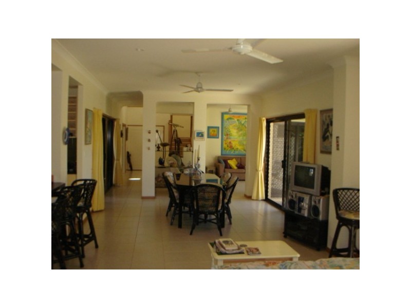 26 Meadow Drive, Dundowran Beach QLD 4655