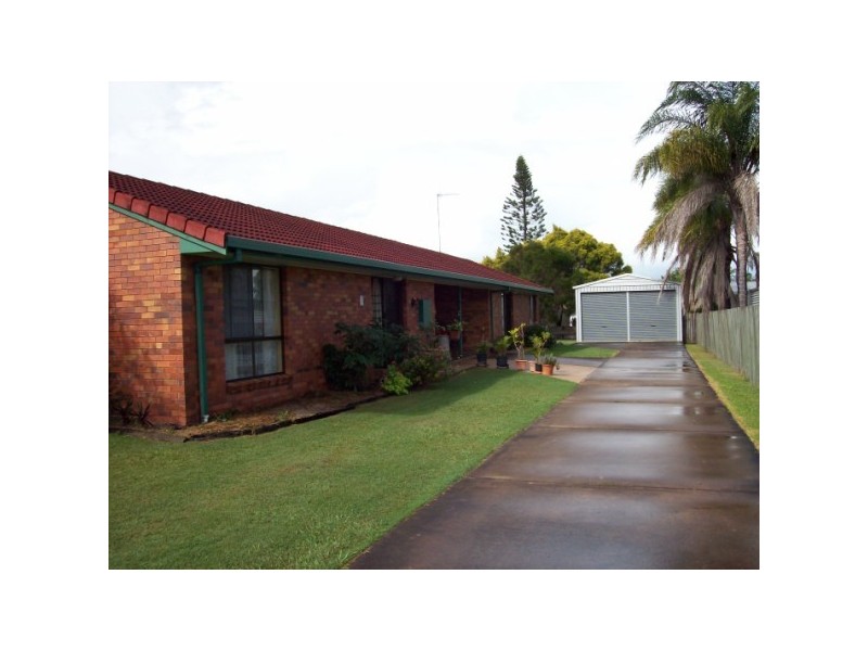 1 and 2 / 16 Maple Street, Pialba QLD 4655