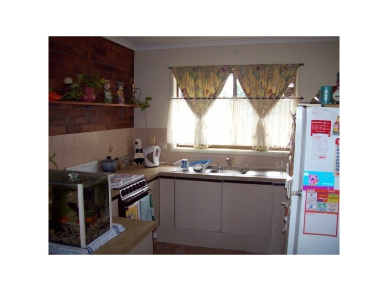 1 and 2 / 16 Maple Street, Pialba QLD 4655