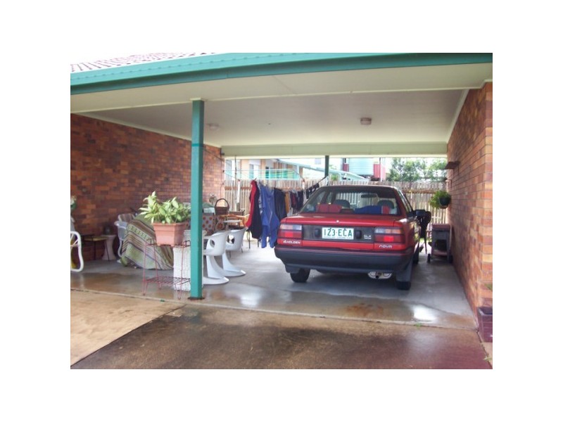 1 and 2 / 16 Maple Street, Pialba QLD 4655