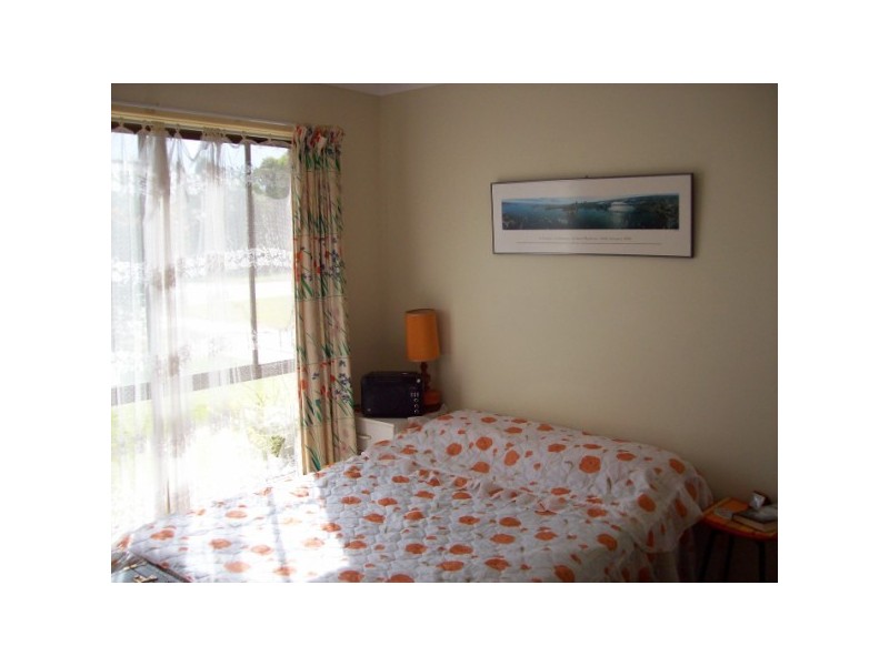 1 and 2 / 16 Maple Street, Pialba QLD 4655