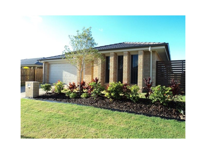 4 Burke Street, Urraween QLD 4655