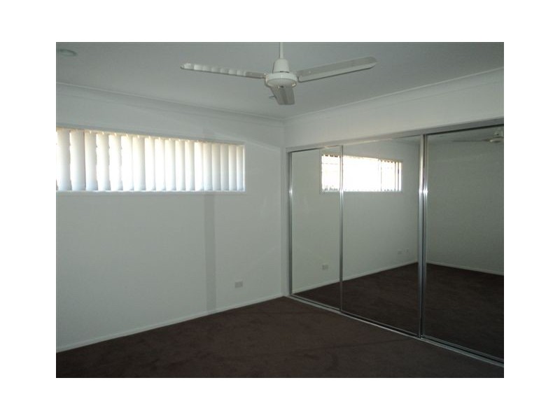 4 Burke Street, Urraween QLD 4655