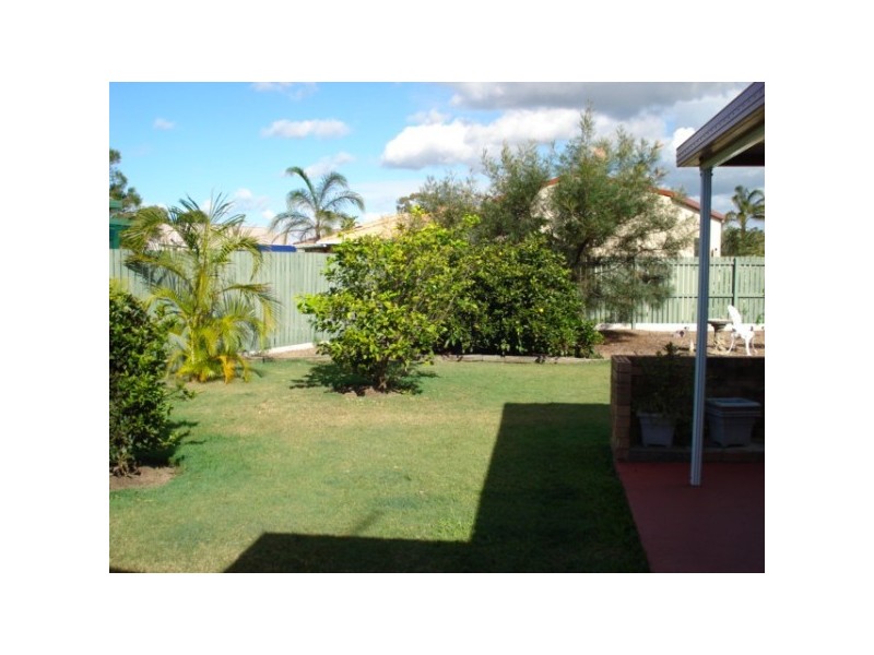 72 Anchorage Circuit, Point Vernon QLD 4655