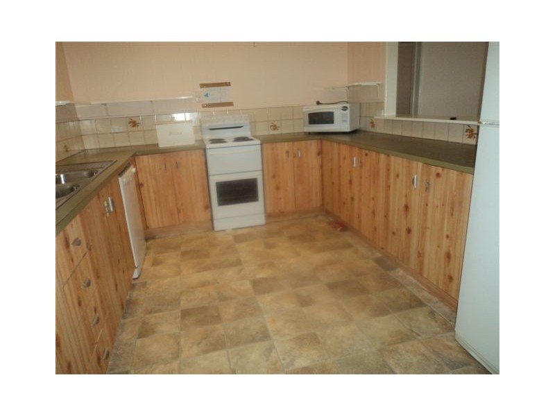 30 Southerden Street, Torquay QLD 4655