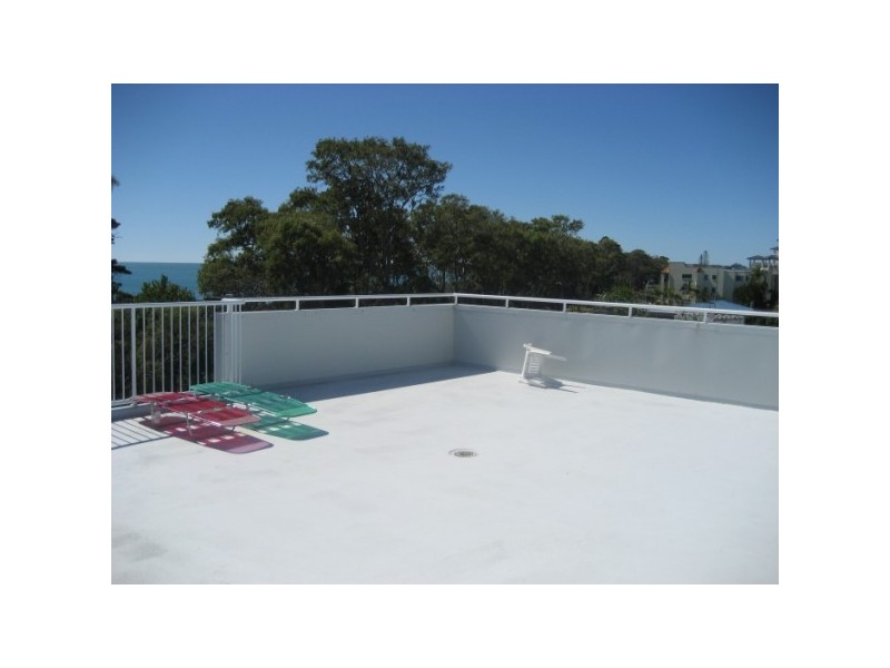 9/458 Esplanade, Torquay QLD 4655