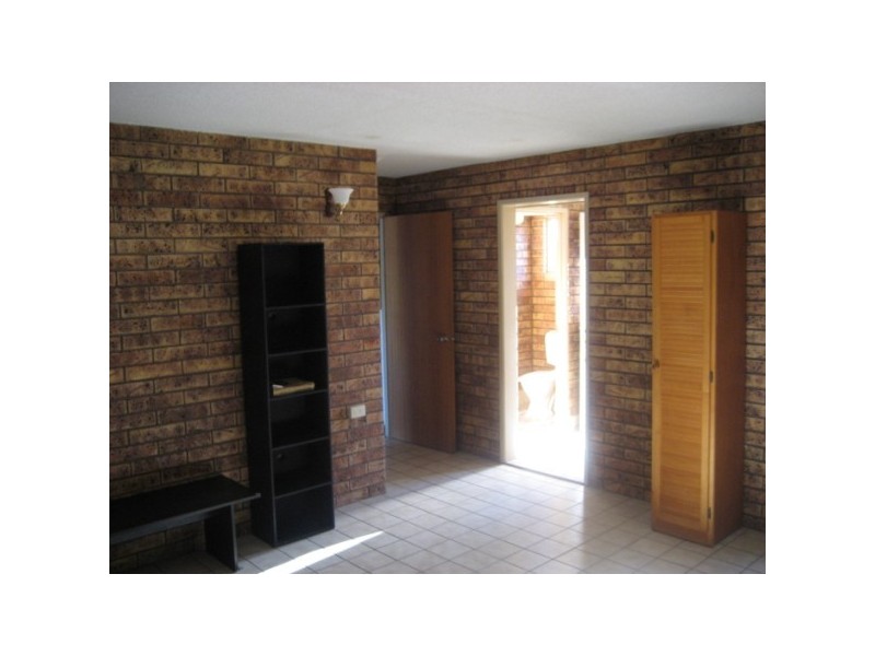 199 Cypress Street, Urangan QLD 4655