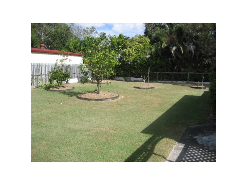 54 Aimee Drive, Urangan QLD 4655