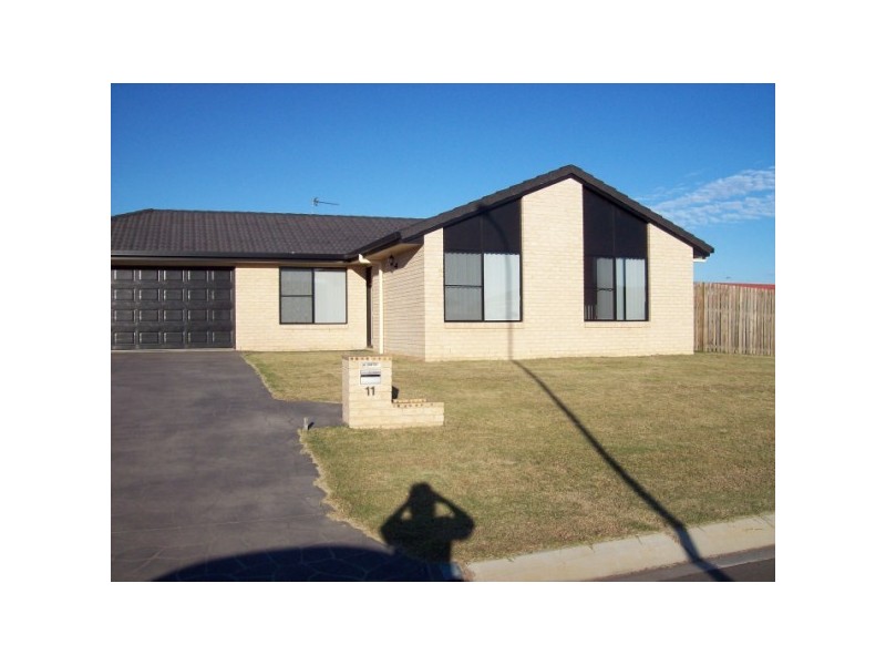 11 Joselyn Drive, Point Vernon QLD 4655