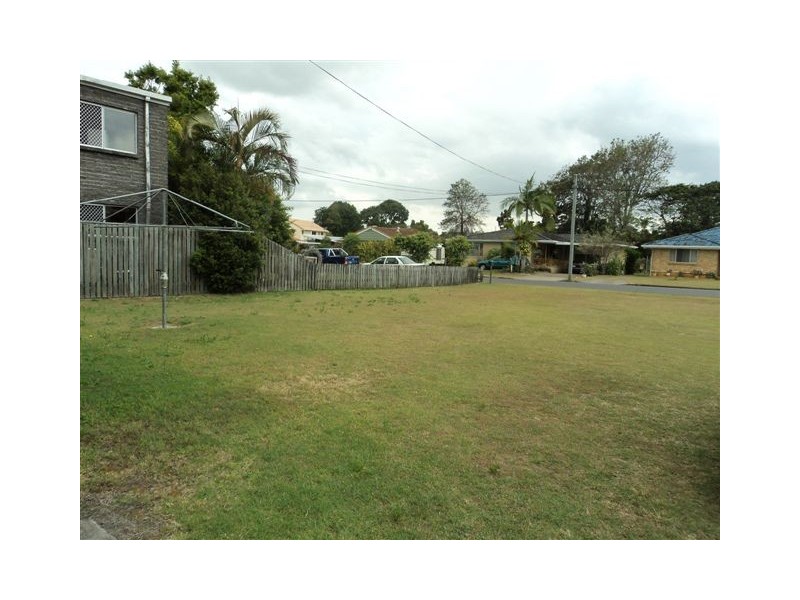 12 Campbell Street, Torquay QLD 4655