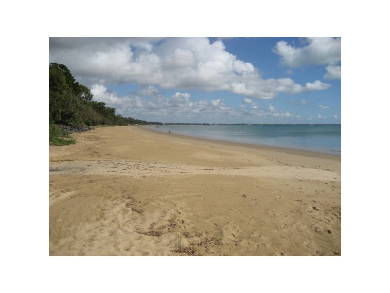 464 Esplanade, Torquay QLD 4655