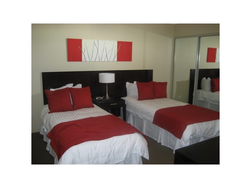 Unit 416  Esplanade, Urangan QLD 4655