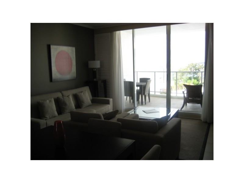 Unit 416  Esplanade, Urangan QLD 4655