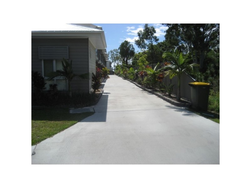 1/542 The Esplanade, Urangan QLD 4655