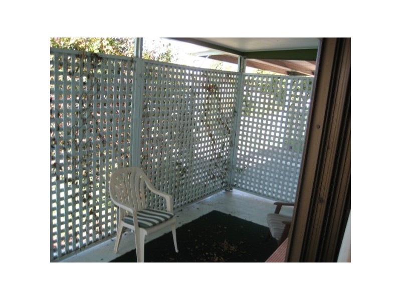 71 Limpus Street, Urangan QLD 4655