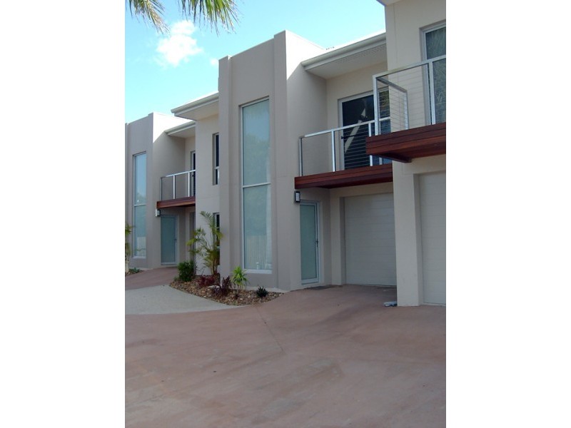 4/187 Torquay Road, Scarness QLD 4655