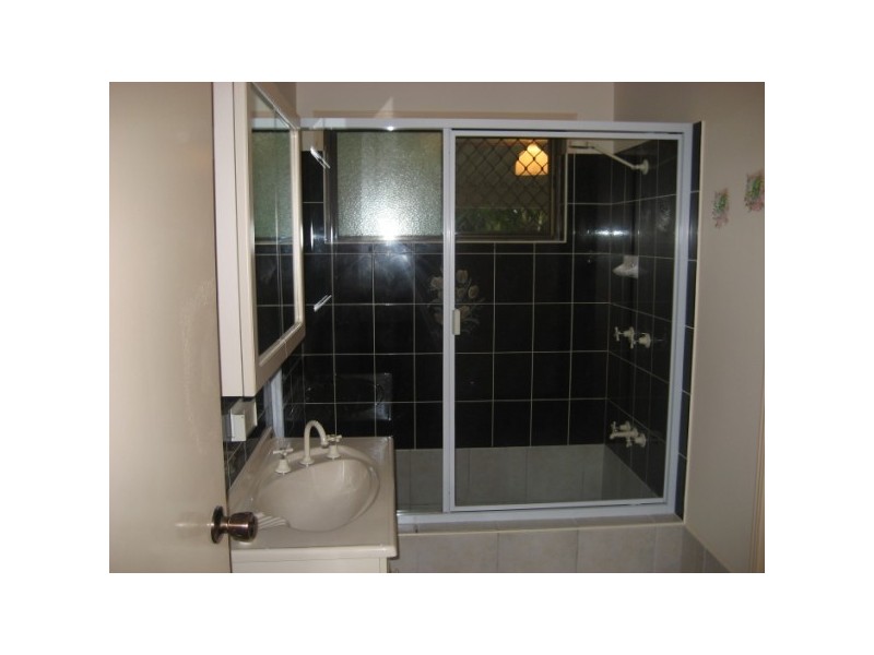 10 Sewell Court, Booral QLD 4655