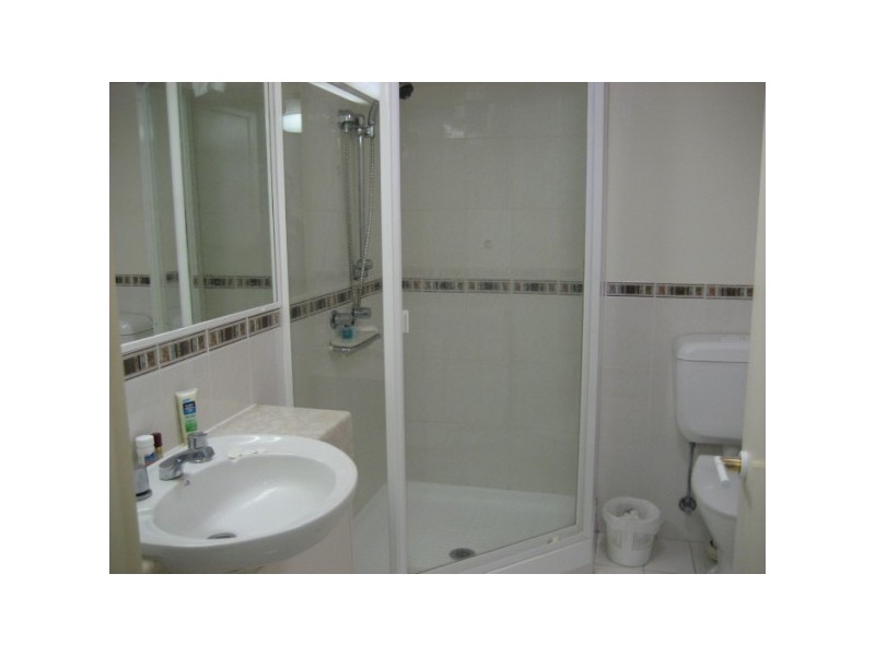 18/451 Esplanade, Torquay QLD 4655