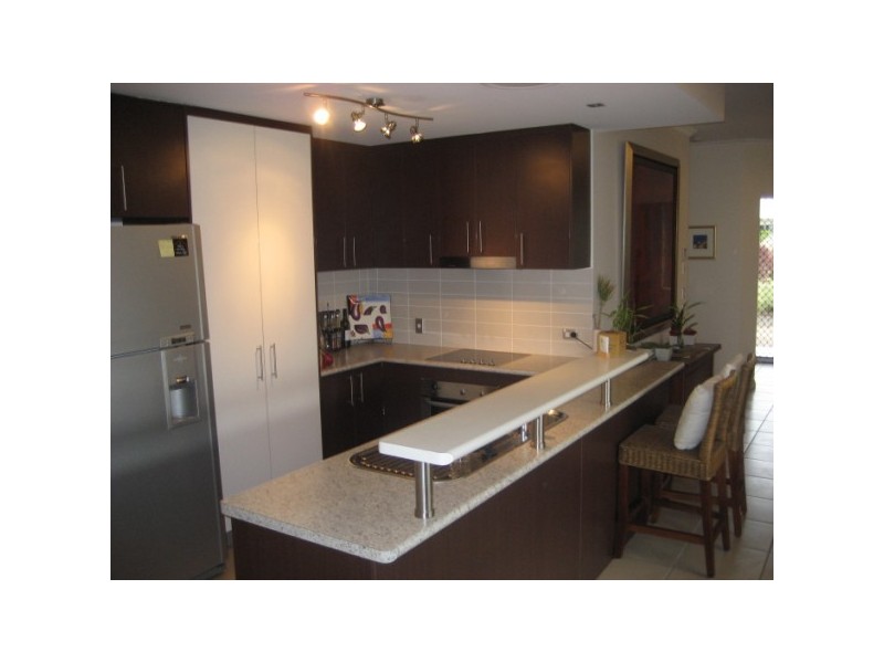 35/230 Pulgul Street, Urangan QLD 4655