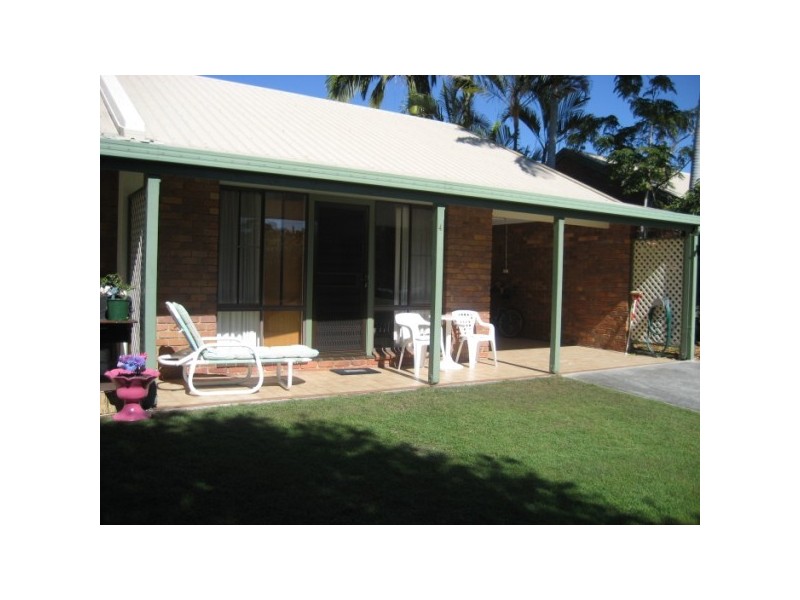 4/12 Denman Camp Road, Torquay QLD 4655