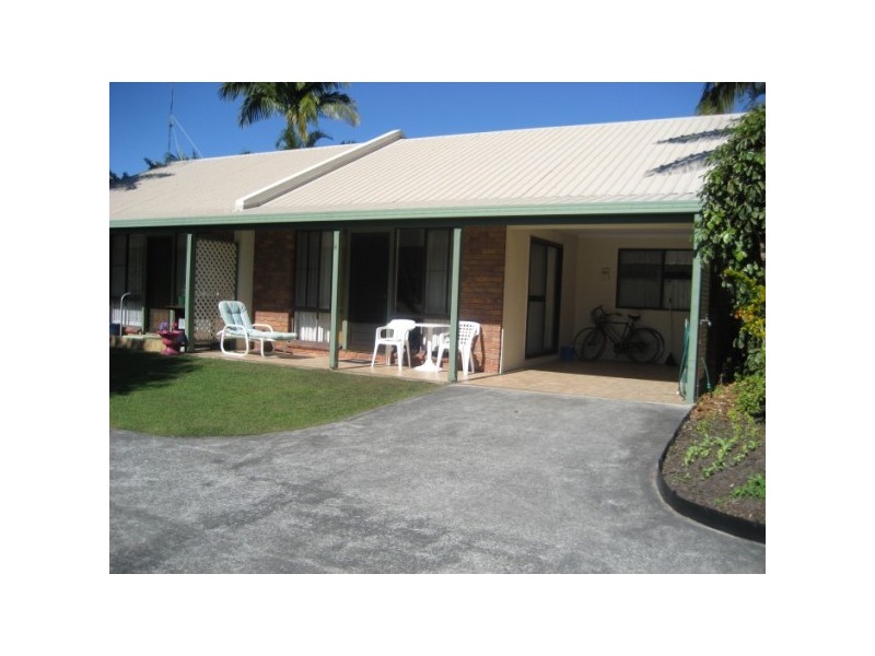 4/12 Denman Camp Road, Torquay QLD 4655