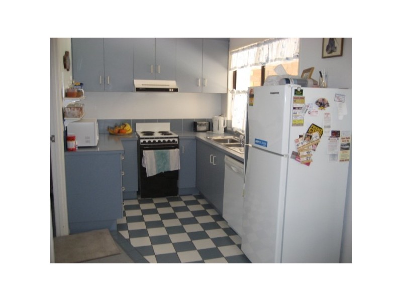 4/12 Denman Camp Road, Torquay QLD 4655