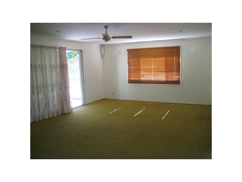 6 Carrick Way, Wondunna QLD 4655