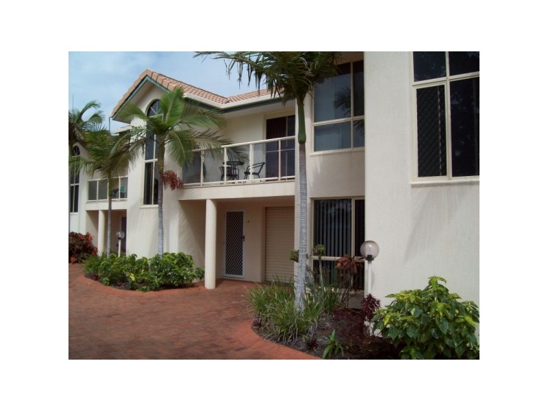 2/21 Campbell Street, Torquay QLD 4655