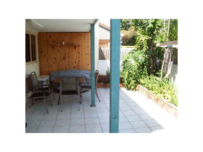 2/21 Campbell Street, Torquay QLD 4655