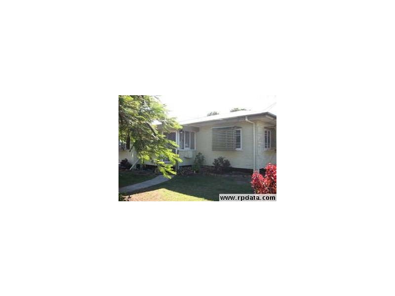 38 Truro Street, Torquay QLD 4655
