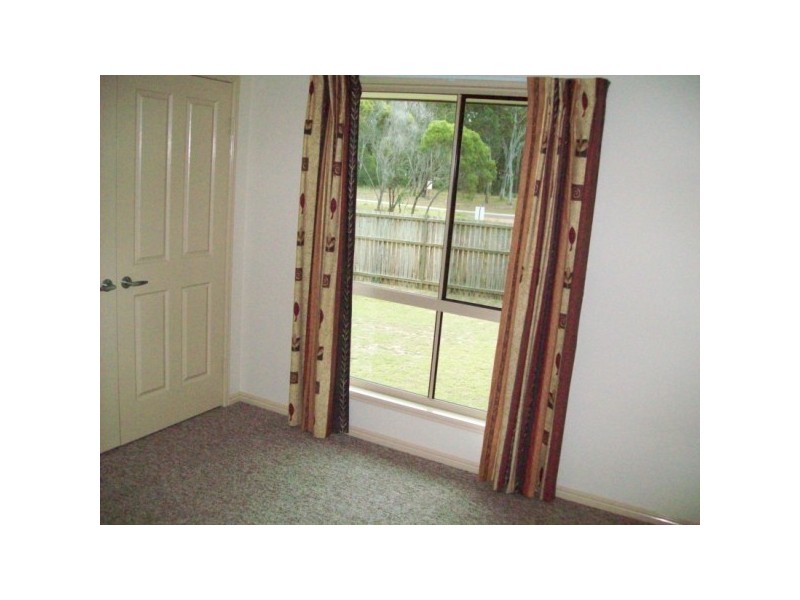 10 Katandra Street, Point Vernon QLD 4655