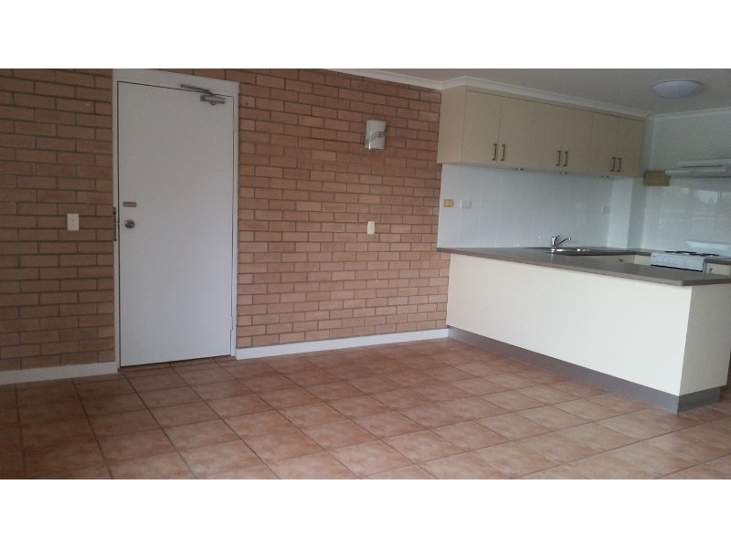 7/479 Charlton Esplanade, Torquay QLD 4655