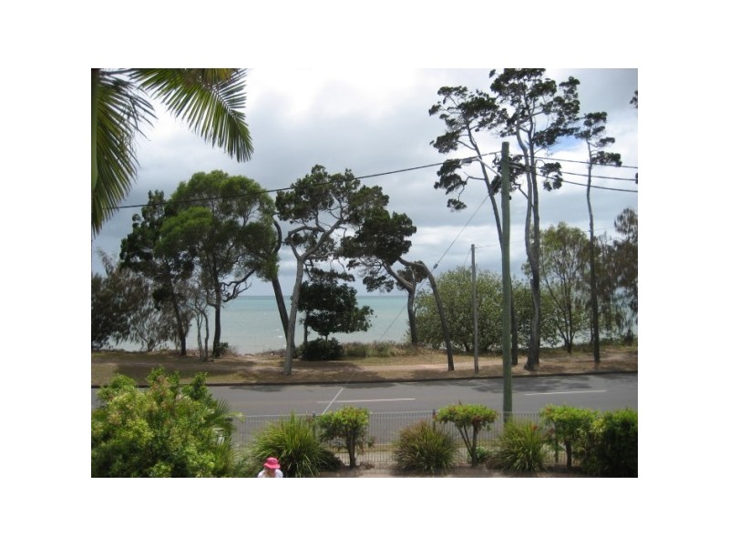 3/325  Esplanade, Scarness QLD 4655